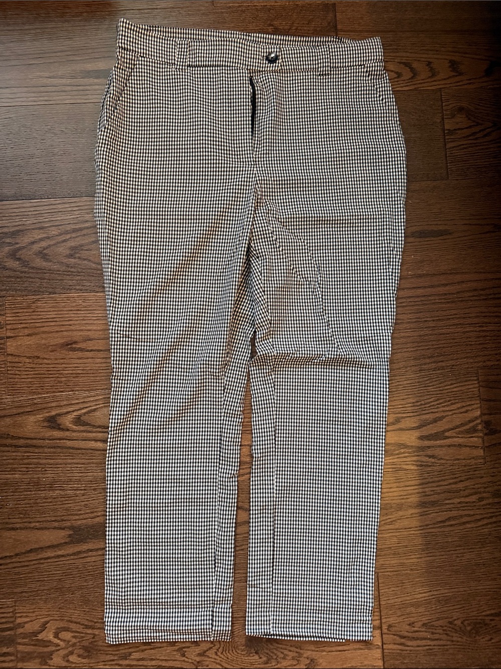 Reitmans Black & White Straight Leg Pants